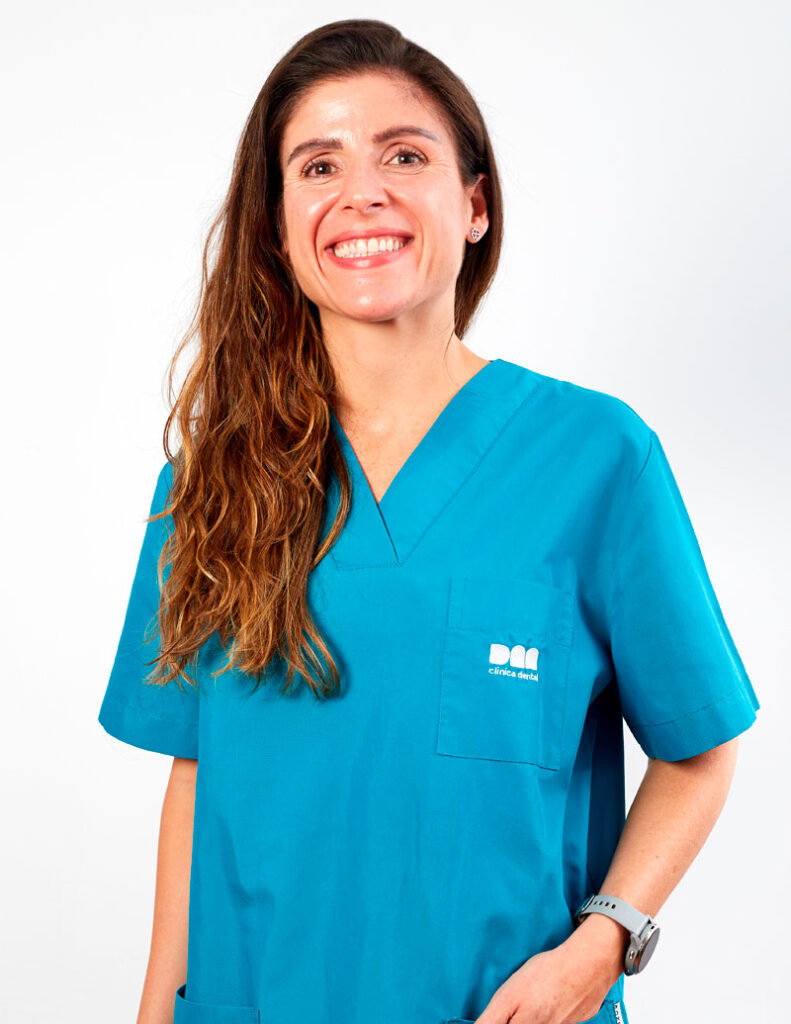 esther-odontologia-clinica-diez-marieges