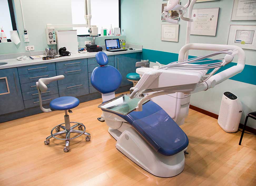 clinica-dental-viladecans-diez-marieges